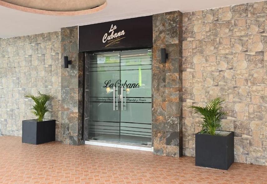 La Cubana Hotel & Suites Colon Esterno foto