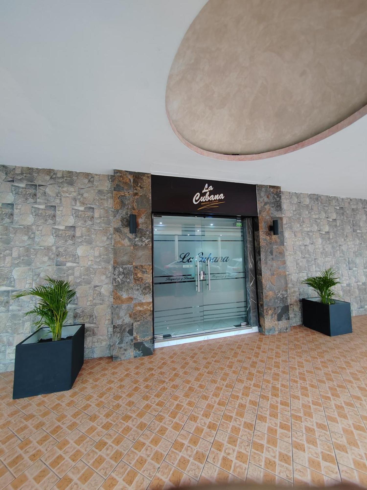 La Cubana Hotel & Suites Colon Esterno foto